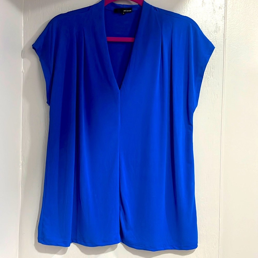 Blue knit top